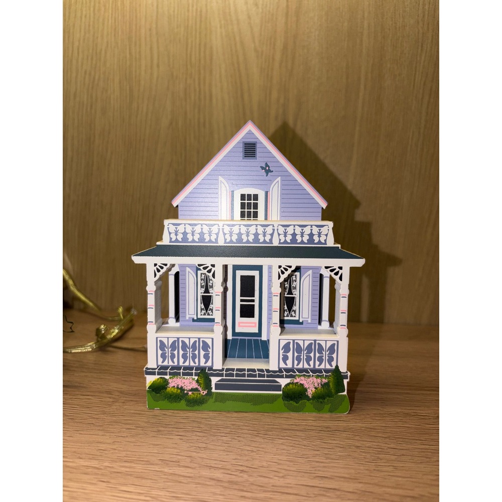 Shelia's Collectibles Butterfly Cottage Oak Bluffs Martha's Vineyard 1997 Wood